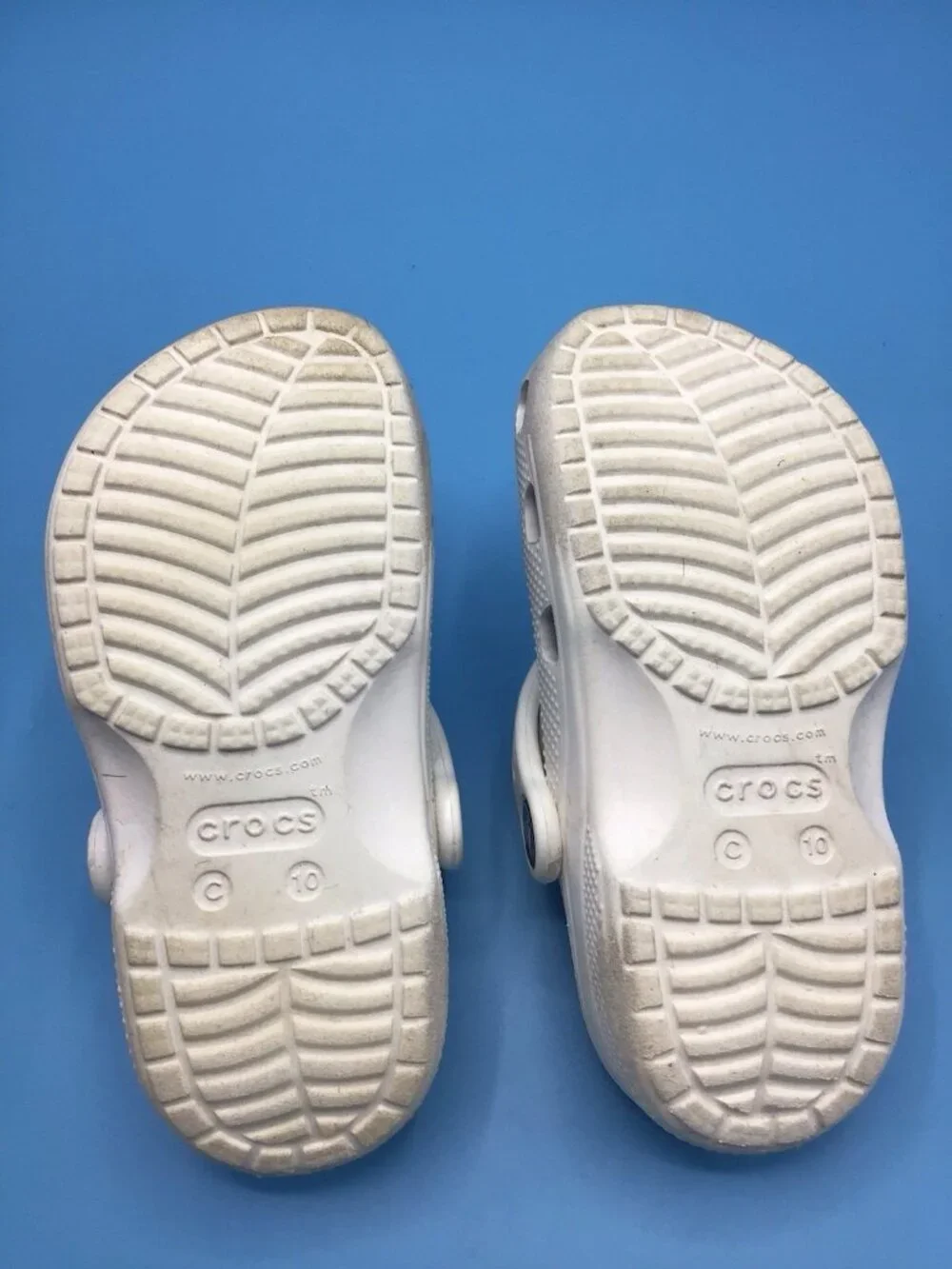 Crocs Kids Baya Clog Size C 10 White Comfort Whit Charms